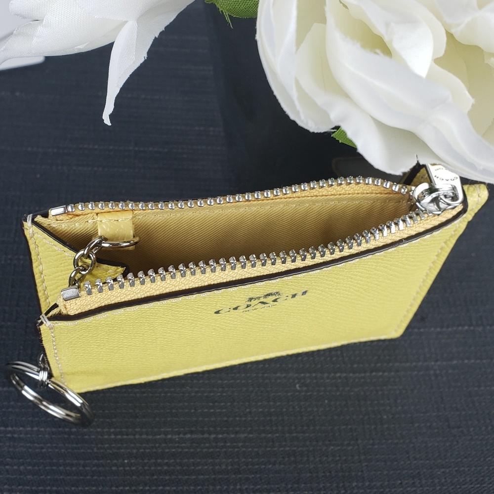 COACH Yellow Skinny Card and Keychain Case F12186 - Picture 7 of 8